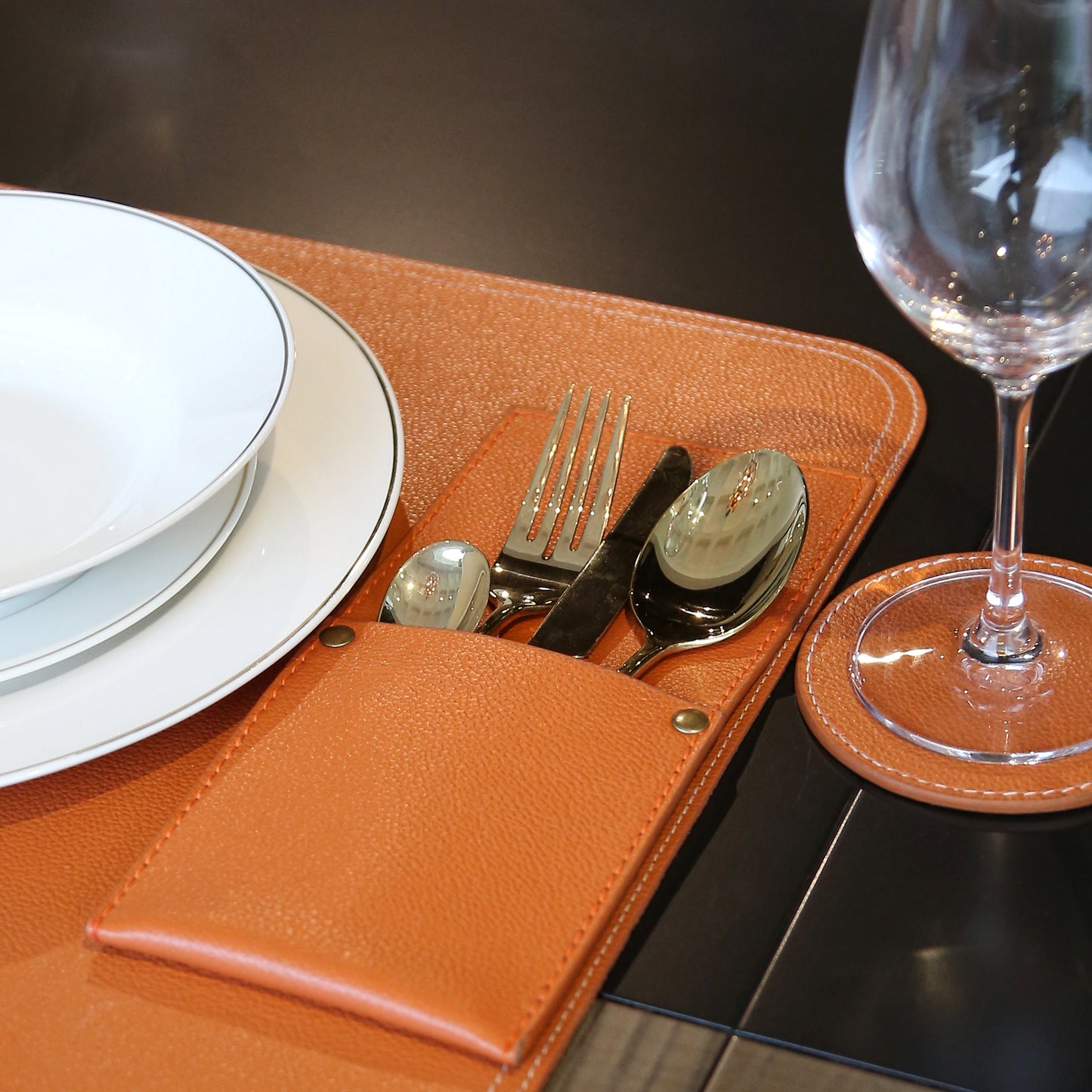 Leather Dinner Table Set of 4 (Tan Orange)